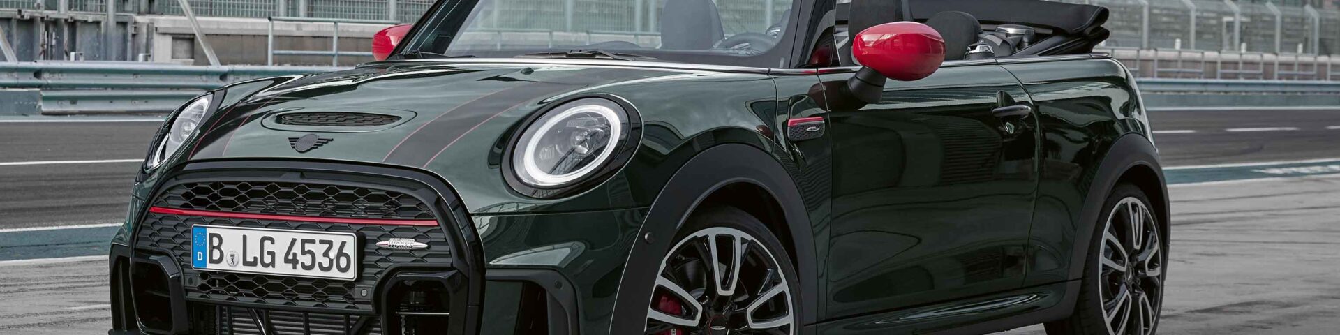 Mini John Cooper Works su strada