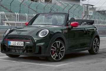 Mini John Cooper Works su strada